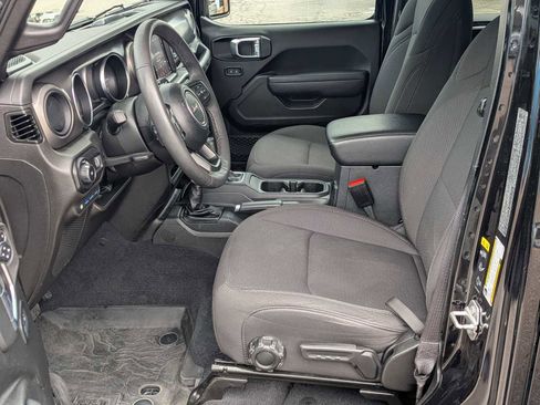 Used 2023 Jeep Wrangler Unlimited w/ Cold Weather Group AWD/4WD image 13