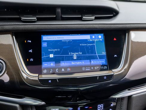 Certified 2025 Cadillac XT6 Premium Luxury w/ Platinum Package AWD/4WD image 25