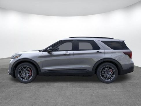 New 2026 Ford Explorer ST-Line w/ ST-Line Street Pack image 3
