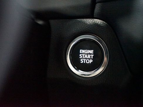 Used 2023 Toyota RAV4 Limited image 23