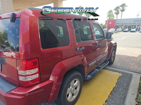 Used 2012 Jeep Liberty Sport AWD/4WD image 5