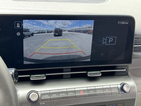 Used 2025 Hyundai Kona SEL AWD/4WD image 19