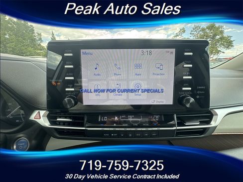 Used 2022 Toyota Sienna LE AWD/4WD image 19