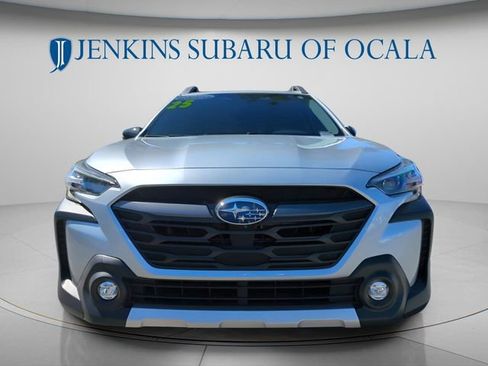 Used 2025 Subaru Outback Limited w/ Popular Package #2 AWD/4WD image 8