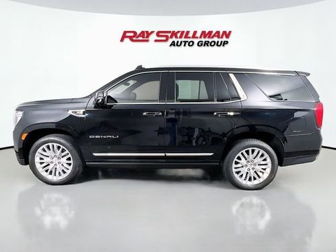 Used 2023 GMC Yukon Denali w/ Denali Reserve Package image 4