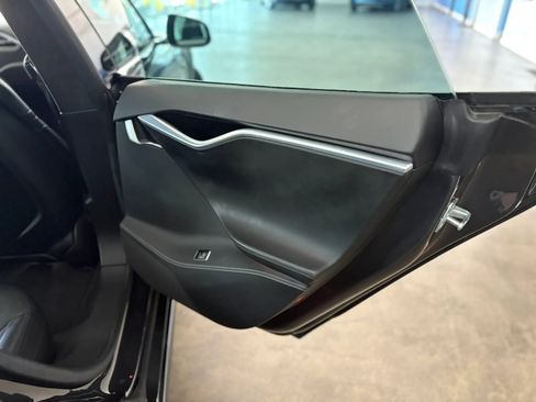 Used 2015 Tesla Model S 85D AWD/4WD image 8