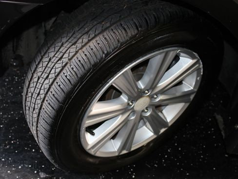 Used 2012 Subaru Legacy 2.5i Premium AWD/4WD image 28