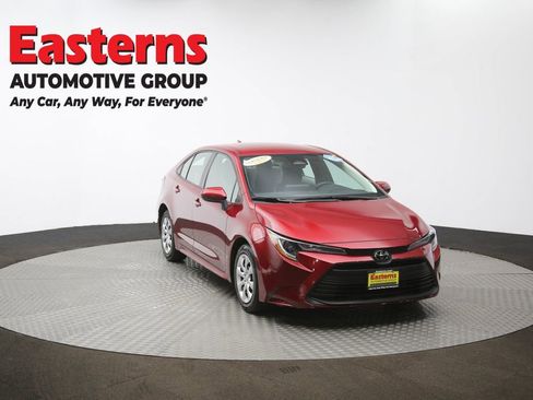 Used 2025 Toyota Corolla LE FWD image 50