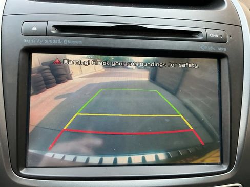 Used 2014 Kia Sorento SX w/ 3rd Row Package FWD image 16