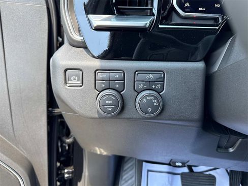 New 2026 Chevrolet Silverado 1500 LT w/ Z71 Off-Road Package image 12