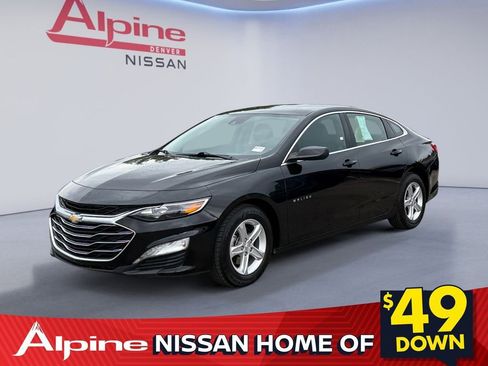 Used 2024 Chevrolet Malibu LT FWD image 1