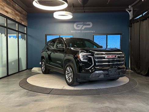 Used 2025 GMC Terrain Elevation AWD/4WD image 1