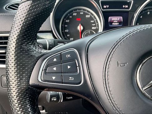 Used 2019 Mercedes-Benz GLS 550 4MATIC image 23