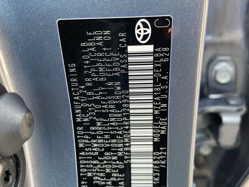 Used 2024 Toyota Corolla LE FWD image 27