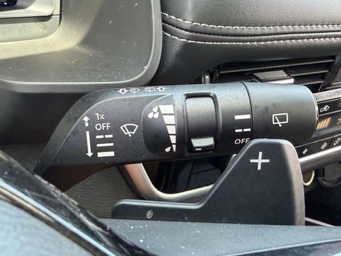 Used 2026 Nissan Rogue Platinum w/ Platinum Premium Package AWD/4WD image 29