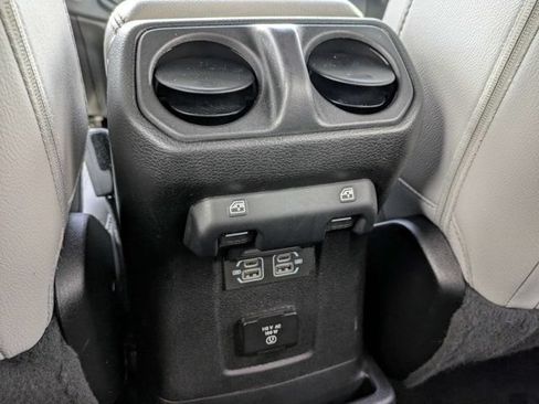 Used 2021 Jeep Wrangler Unlimited Sahara AWD/4WD image 14