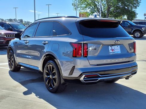Used 2021 Kia Sorento SX FWD image 2