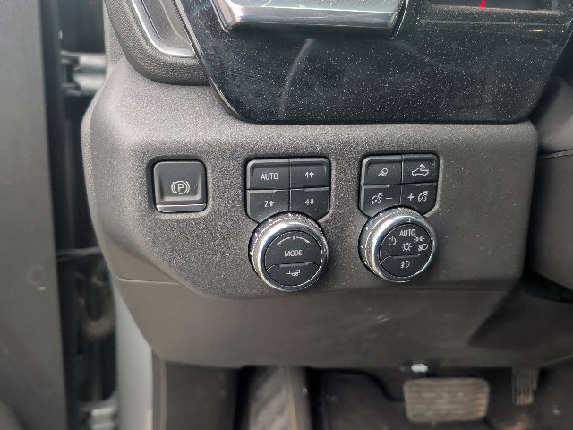 Used 2023 GMC Sierra 1500 SLT w/ SLT Premium Package AWD/4WD image 21