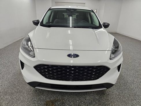 Used 2022 Ford Escape SE w/ Convenience Package FWD image 2