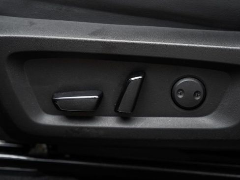 Used 2023 Mitsubishi Outlander SE Black Edition image 39