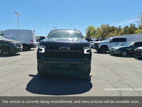 Used 2023 Chevrolet Silverado 1500 RST w/ Convenience Package II RWD image 2