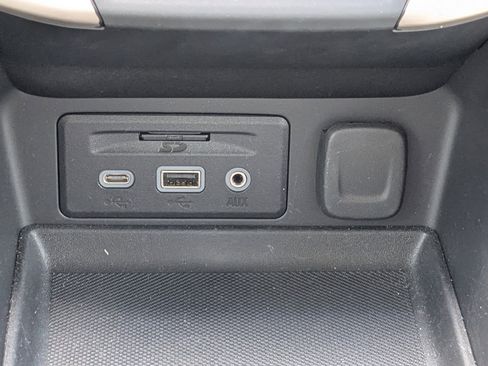 Used 2024 GMC Terrain Denali image 27