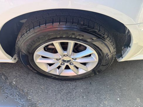 Used 2019 Dodge Grand Caravan SXT FWD image 39