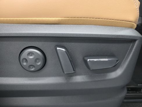 New 2026 INFINITI QX80 Luxe w/ Cargo Package AWD/4WD image 10