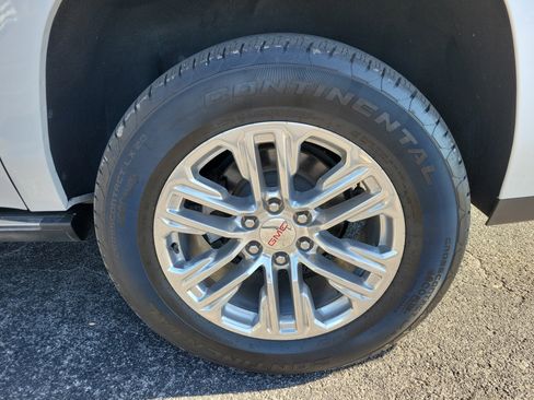 Used 2019 GMC Yukon XL Denali w/ Denali Ultimate Package image 36