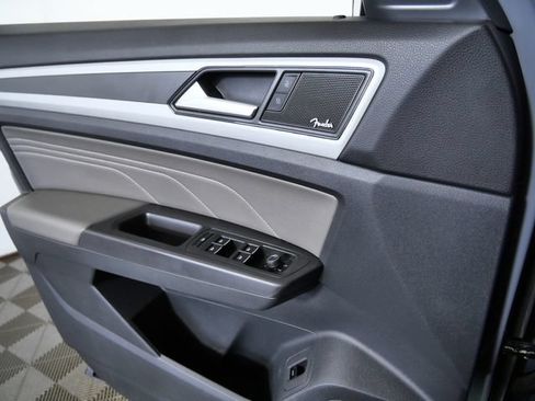 Used 2022 Volkswagen Atlas Cross Sport SEL Premium R-Line AWD/4WD image 27