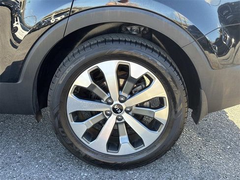 Used 2020 Kia Telluride S image 9