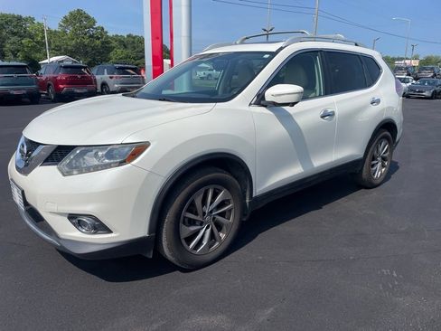 Used 2015 Nissan Rogue SL w/ SL Premium Package FWD image 6