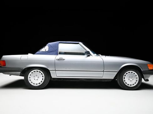 Used 1987 Mercedes-Benz 560 SL image 33