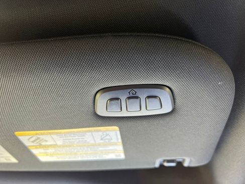 Used 2015 Ford F150 Platinum w/ Equipment Group 701A Luxury image 22