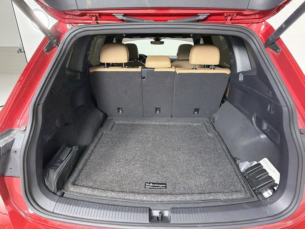 Used 2024 Volkswagen Tiguan SE R-Line AWD/4WD image 24