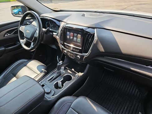 Used 2019 Chevrolet Traverse RS AWD/4WD image 13