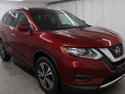 Used 2019 Nissan Rogue SV w/ Sun & Sound Touring Package