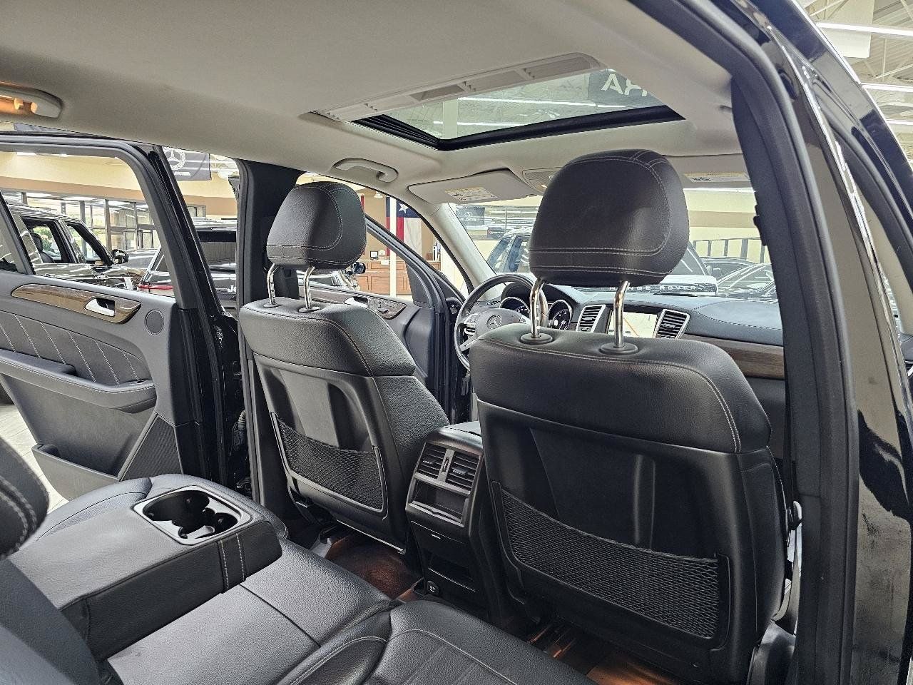 Used 2015 Mercedes-Benz GL 450 4MATIC image 25