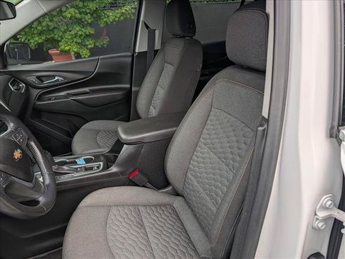 Used 2019 Chevrolet Equinox LT FWD image 27