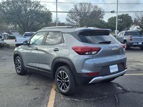 New 2026 Chevrolet TrailBlazer LT w/ Driver Confidence Package image 2