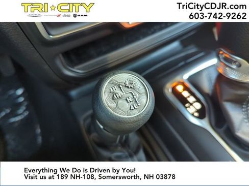 New 2025 Jeep Gladiator Sport image 37