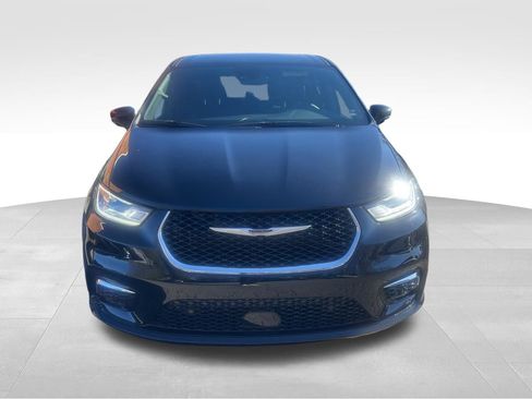 New 2026 Chrysler Pacifica Select FWD image 8