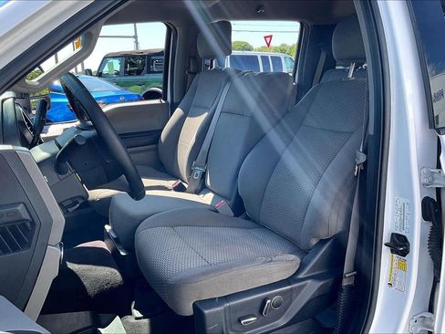 Used 2017 Ford F150 XLT w/ Equipment Group 302A Luxury RWD image 22