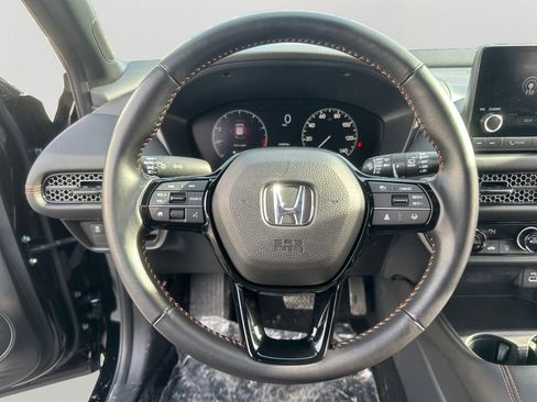 Used 2025 Honda HR-V Sport image 12