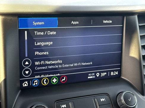 Used 2023 GMC Acadia SLE w/ Driver Convenience Package FWD image 26