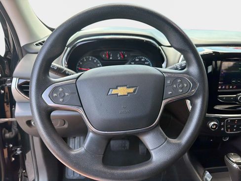 Used 2020 Chevrolet Traverse LS AWD/4WD image 25