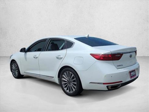 Used 2019 Kia Cadenza Premium w/ Paint Protection Package FWD image 8