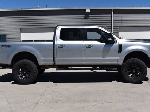 Used 2020 Ford F250 Lariat AWD/4WD image 4