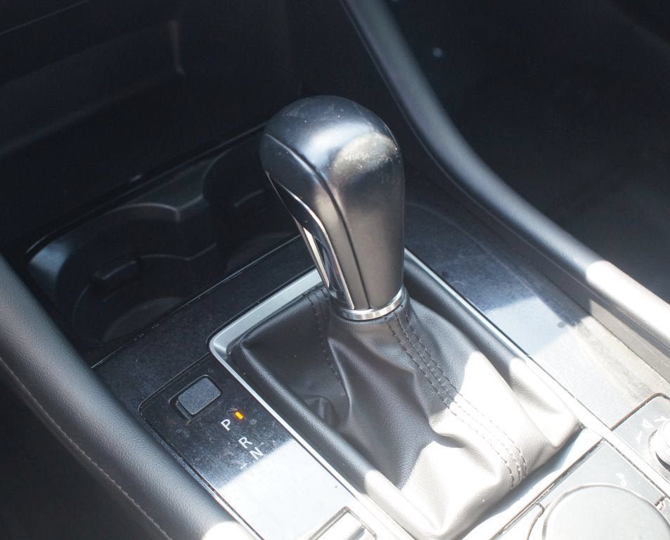 Used 2024 MAZDA MAZDA3 s FWD image 12