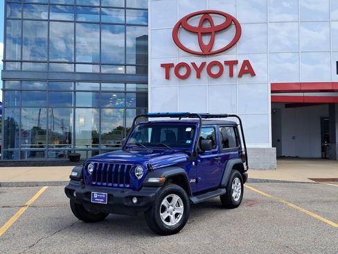 Used 2020 Jeep Wrangler Sport AWD/4WD image 1
